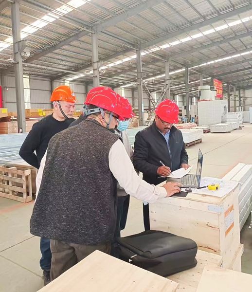 Zhejiang Huier Coating Environmental Protection Equipment Co., Ltd خط إنتاج المصنع